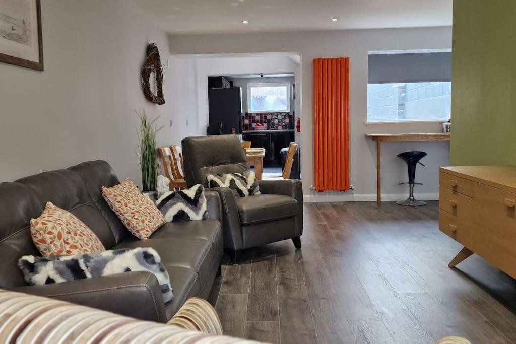 Sea View Luxury 5 Star Cottage Near Milford Marina Milford Haven Exterior foto